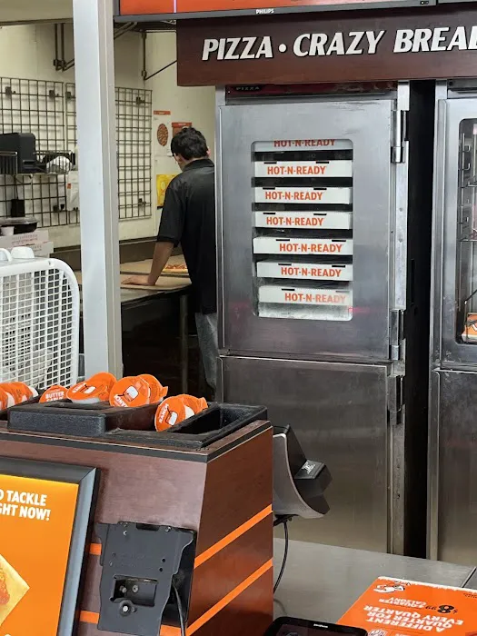 Little Caesars Pizza Picture 6