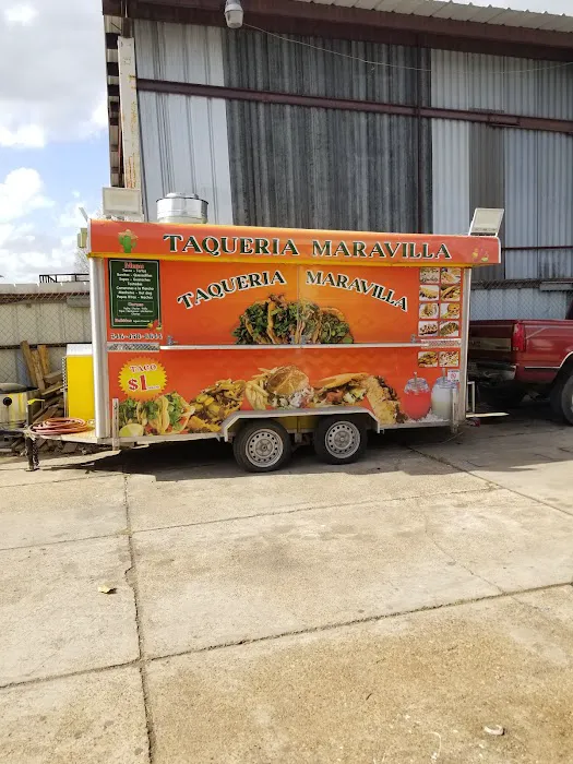 Tacos Estilo D.F. (Food Truck) Picture 4