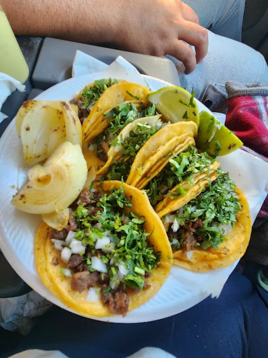 Tacos Estilo D.F. (Food Truck) Picture 11