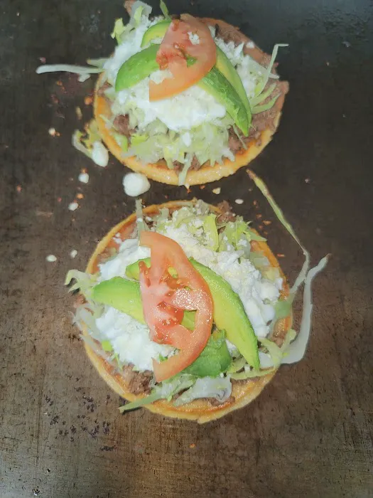 Los Arcos Seafood Picture 2