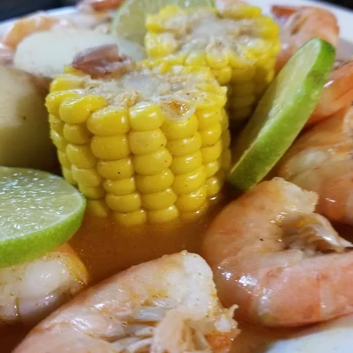 Los Arcos Seafood Picture 13