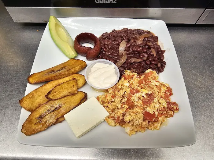 Latin bar & grill Picture 1