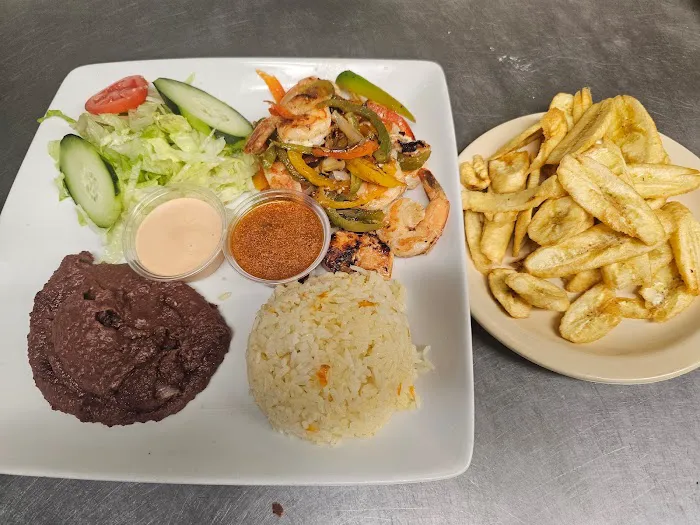 Latin bar & grill Picture 3