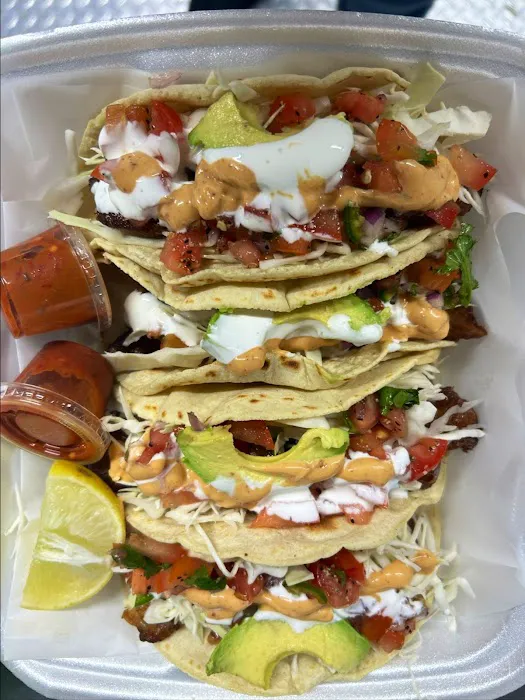 Tacos el grillo Picture 3