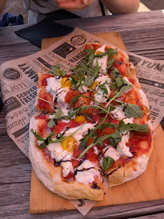 Org Pizza Garden & Bakery Picture 3