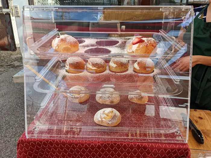 Org Pizza Garden & Bakery Picture 10
