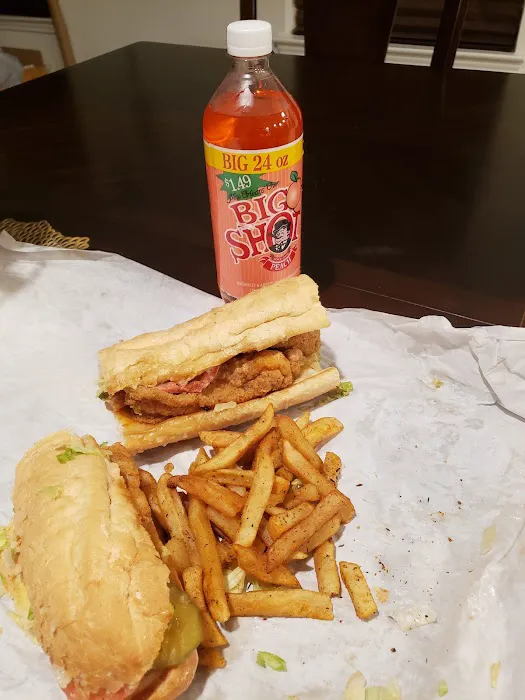 Nola's Seafood & Poboys Picture 2
