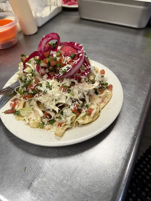 YAMI'S TAQUERIA Picture 5
