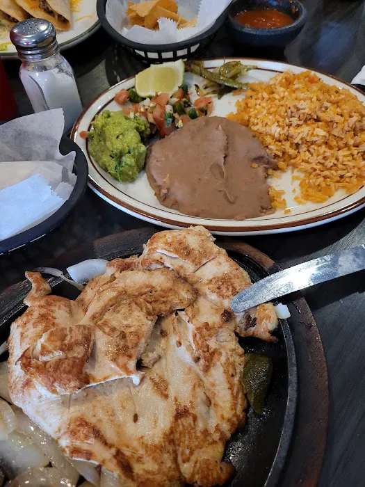 Tepatitlán Mexican Grill Picture 10