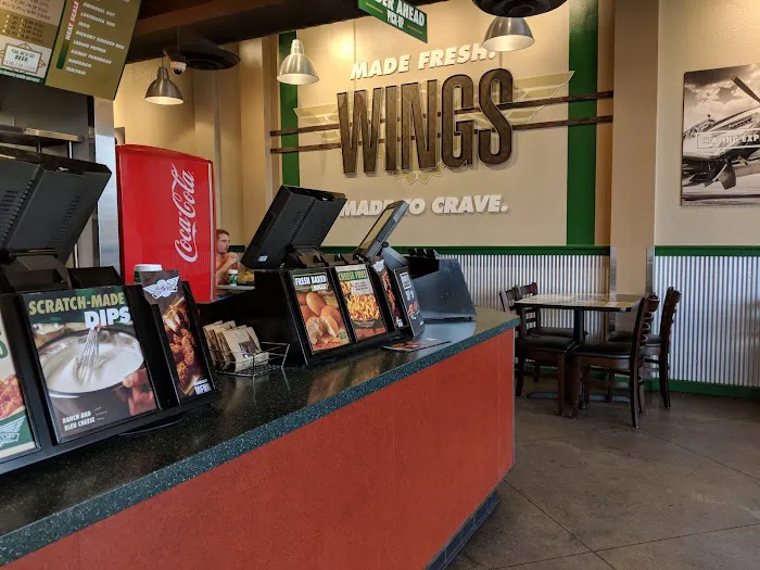 Wingstop Picture 9