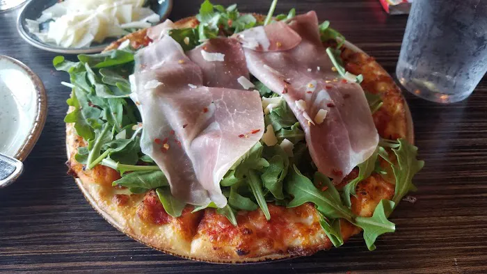 Luna Pizzeria Picture 5
