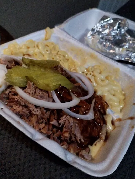 Ike's BBQ (Food Truck) Picture 8