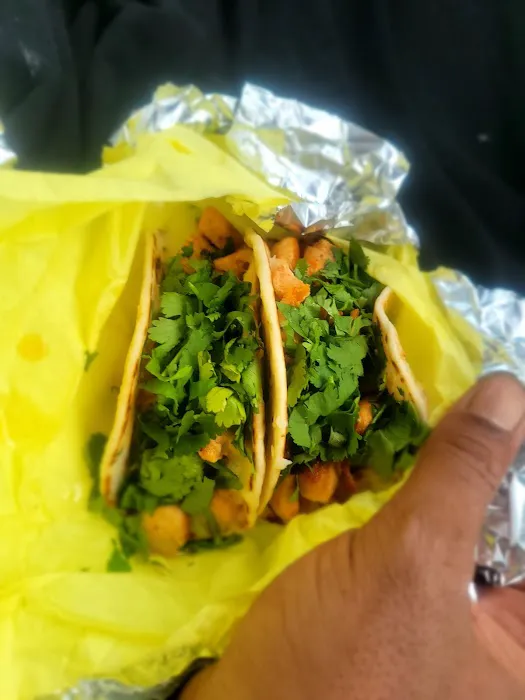 Taqueria El Sol De Monterrey (Food Truck) Picture 9