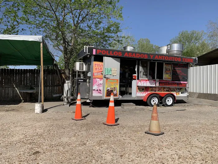 Tacos y Antojitos Tere (Food Truck) Picture 3