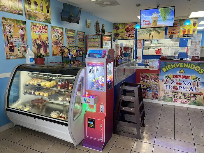 Refresqueria Zona Tropical Picture 3