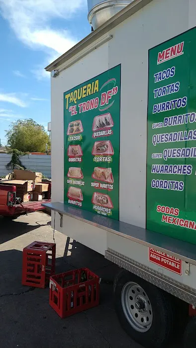 Taqueria El Trono D.F. Picture 1
