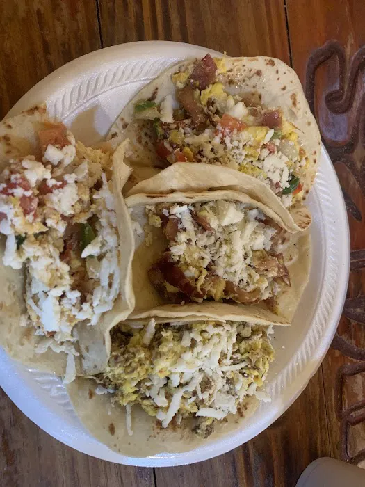 Taqueria Los Sabinos Picture 3