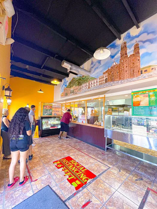 La Reyna Tortilleria Picture 10