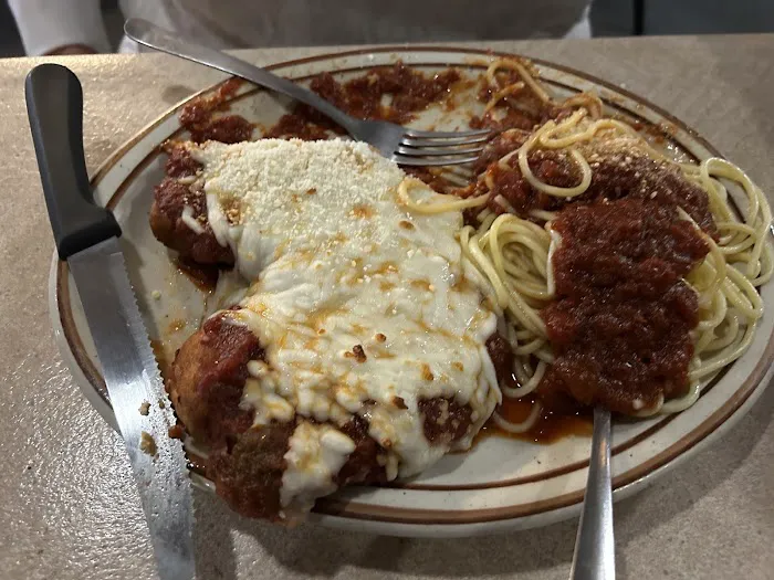 Pizzini's Italian Restaurant Picture 8