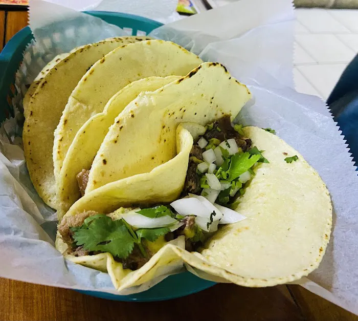 Tortilleria Y Taqueria 