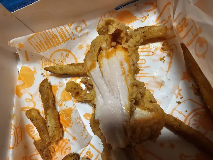 Popeyes Louisiana Kitchen Picture 1