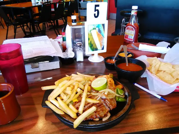 El Puerto Picture 1