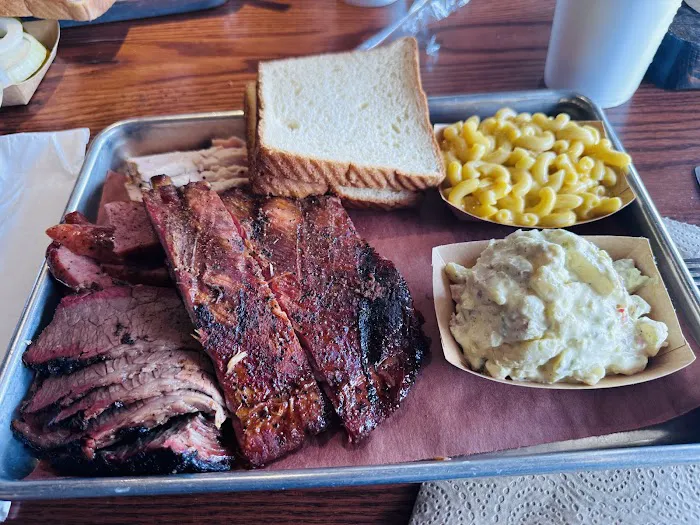 Gabby's BBQ Picture 9