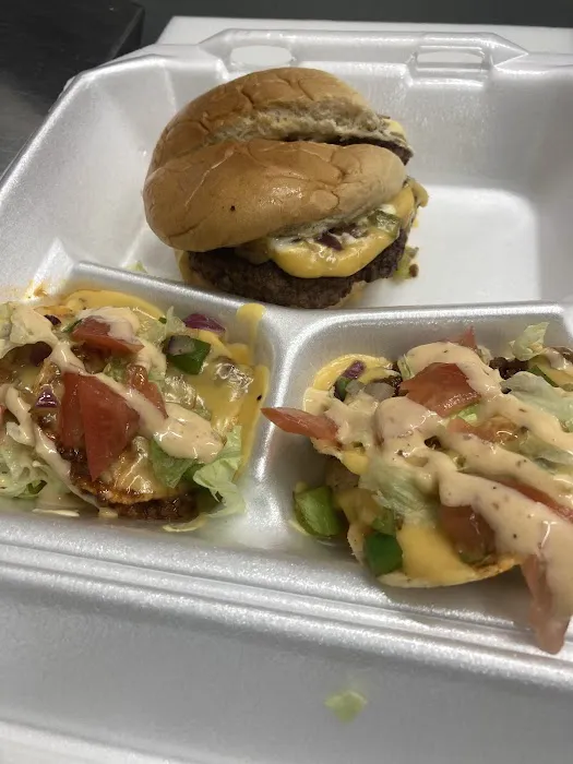 Lala’s Kitchen (Food Truck) Picture 4
