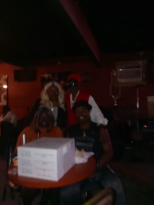 Lady J’z Sports Bar Picture 10