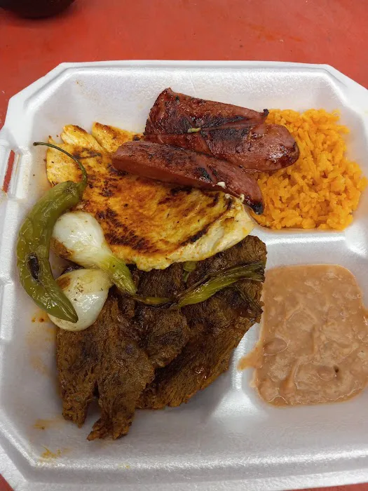 Taqueria Latin-mex Picture 2