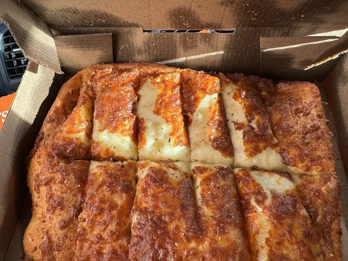 Little Caesars Pizza Picture 9
