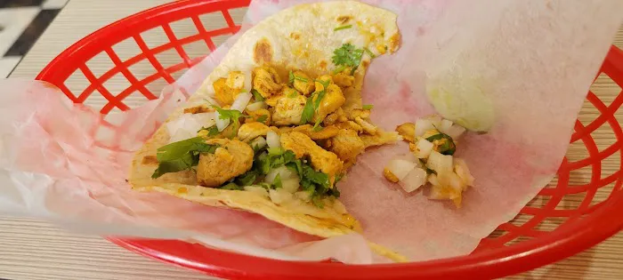 Refresqueria Y Taqueria Morelia Picture 5