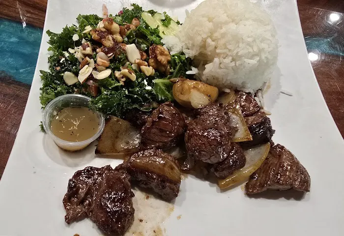 Hughie's Tavern & Grill Picture 6