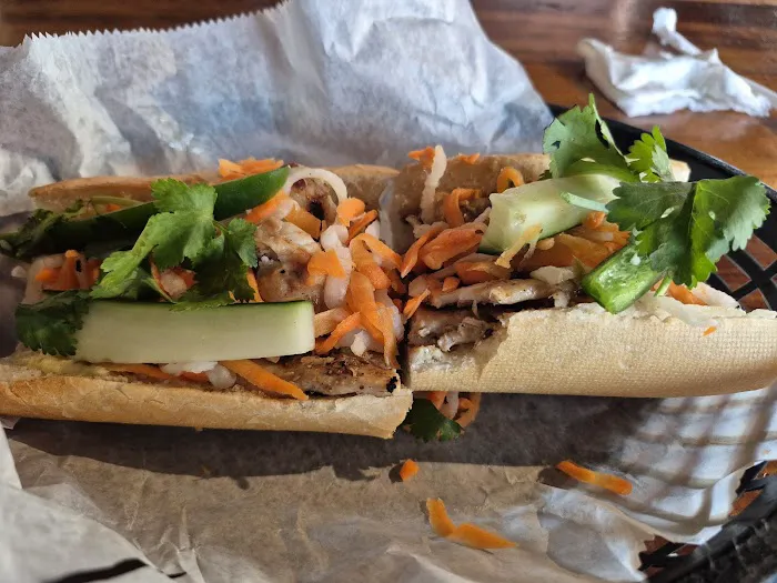 Hughie's Tavern & Grill Picture 10
