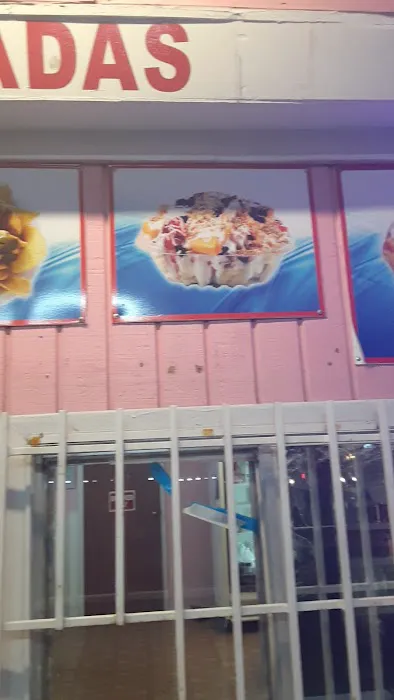 Tropical Refresqueria Picture 6