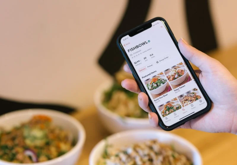 How Foodie Guides Can Make You Fall in Love with Food