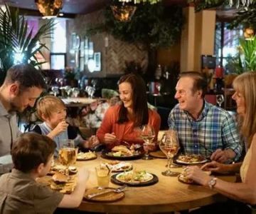 Why Family-Friendly Restaurants Keep You Coming Back | Top Features for Families