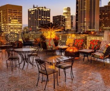 Exploring Rooftop Restaurants That Will Surprise You with Stunning Views
