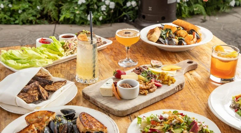 How to Find Local Eats With Amazing Ambiance: Tips for a Memorable Dining Experience