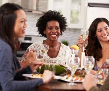 Dining Experiences Foodies Can’t Stop Talking About: Top Trends and Must-Visit Spots