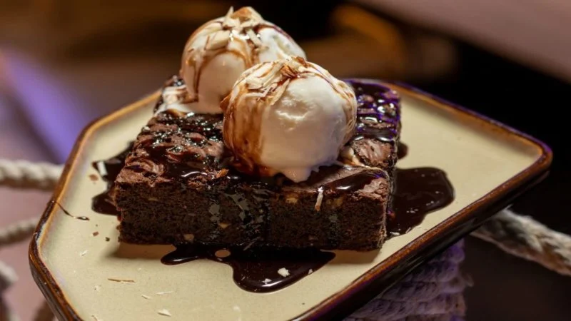 From Street Eats to Fine Dining: Dessert Spots You Must Try | Brunch & Snack Chat