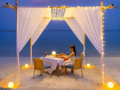 Romantic Dining Every Food Lover Should Know | Brunch & Snack Chat