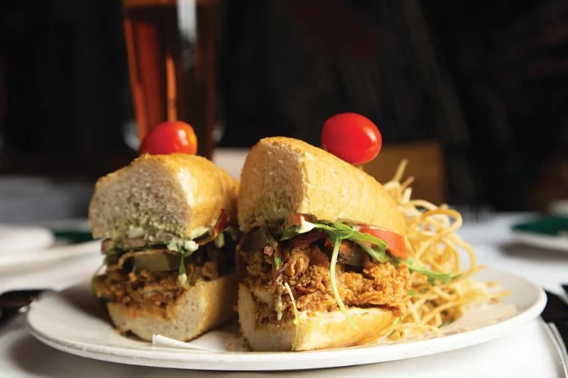 14 Restaurant Reviews That Are Worth Traveling For