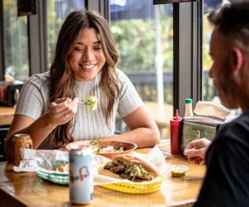 From Street Eats to Fine Dining: Budget Eats – Enjoy Delicious Meals on a Budget