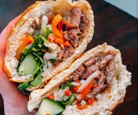 Budget Eats: Essential Tips, Trends, and Secrets for Affordable Dining