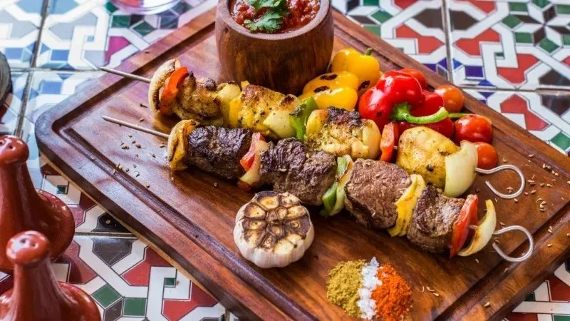 From Street Eats to Fine Dining: A Foodie Guide to the Best Eats