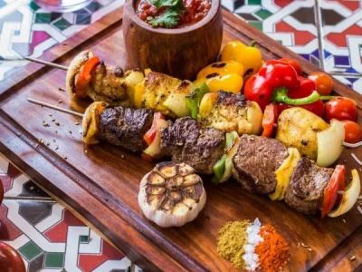 From Street Eats to Fine Dining: A Foodie Guide to the Best Eats