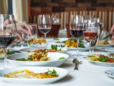 Top Fine Dining Restaurants With Seasonal Wine Pairing Menus
