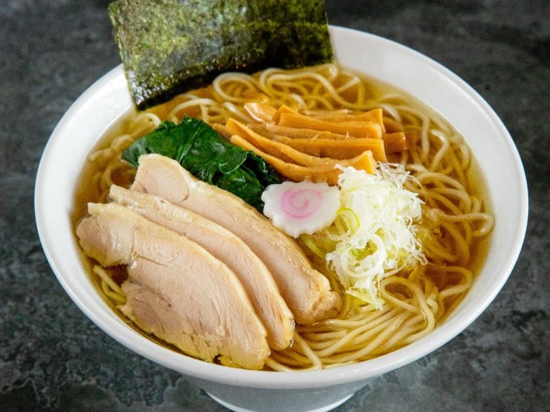 Best Ramen Spots for Rich Broths and Tender Noodles