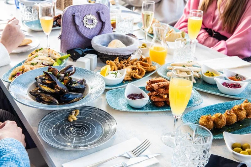 Best Brunch Spots With Bottomless Bellinis